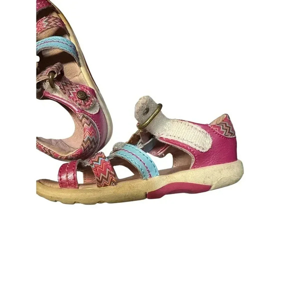 STRIDE RITE BABY 
GIRLS SANDALS - leather size 6 - Picture 3 of 4